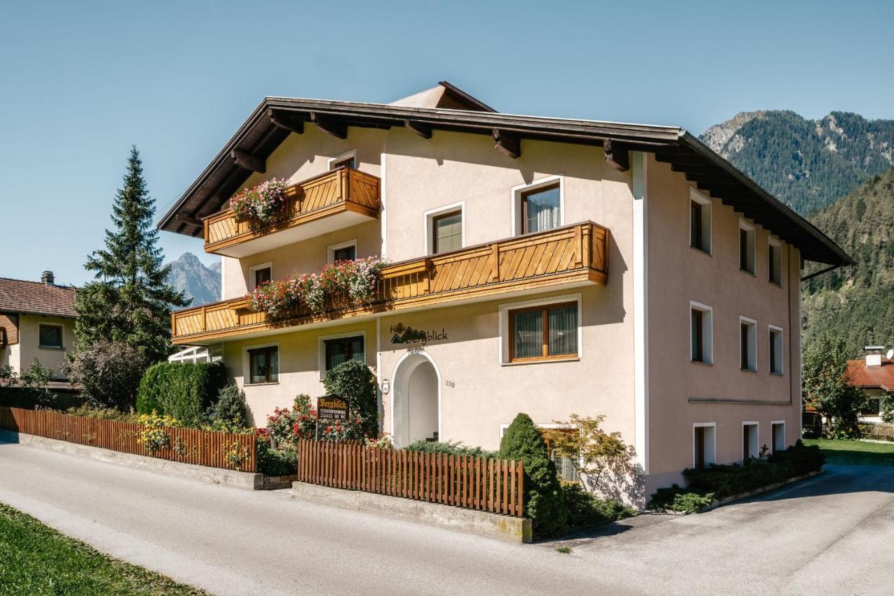 Aparts Handle Und Haus Bergblick Apartment Pfunds Exterior photo